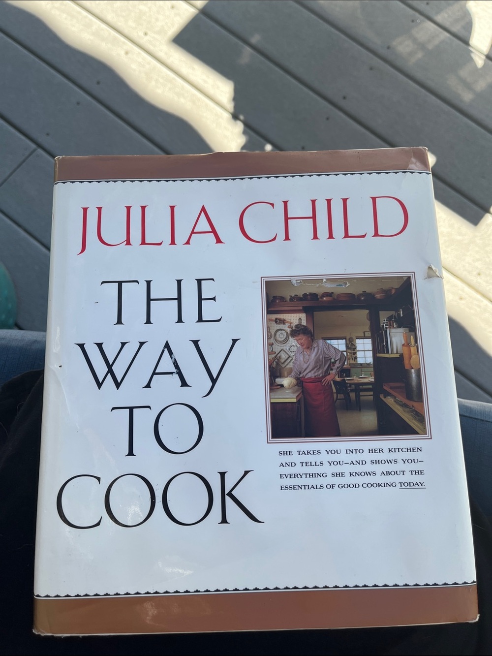 Julia Child "The Way to Cook" Cookbook - 1989 Edition-White & Brown Cover